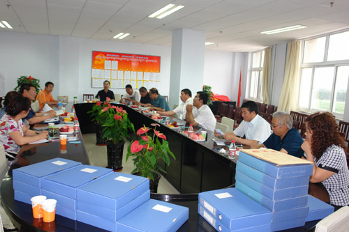 省学校体育卫生工作督导检查组来beat365官网督导检查