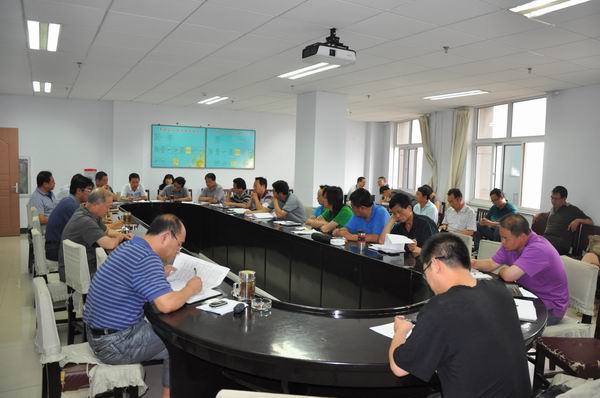 学院召开评建工作阶段性总结会