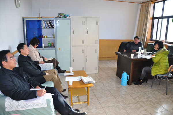 学院领导深入学工处调研指导学生工作