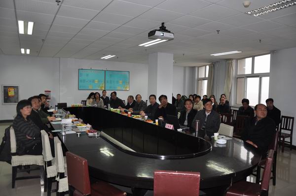 省高职专家组到beat365官网调研指导