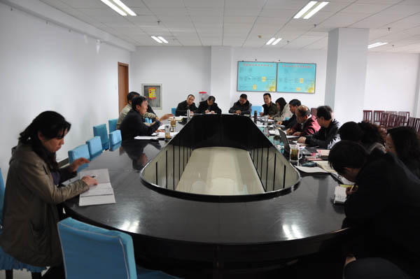 学院召开教育实践活动领导小组第二次组长会议