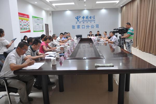 beat365官网教师常志刚被评为“张家口市道德模范”