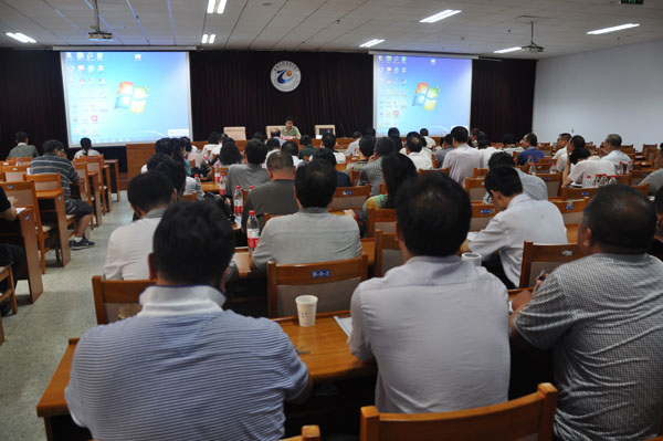 学院系、部主任在教育教学改革研讨会上表态发言