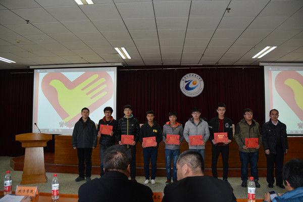 beat365官网召开志愿者服务交流报告会