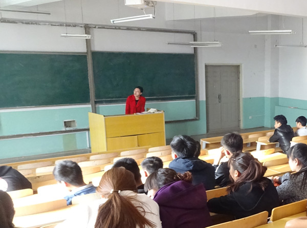 信息工程系辅导员量化管理工作取得初步成效