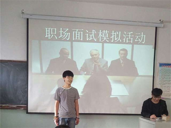 土木工程系举办模拟面试大赛