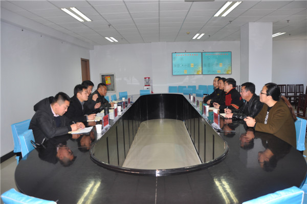 省教育厅军训检查评估组到beat365官网检查指导学生军训工作