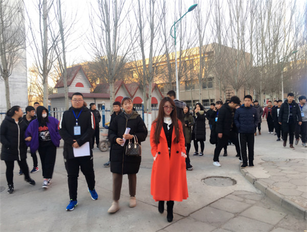 信息工程系开展宿舍安全及卫生大检查