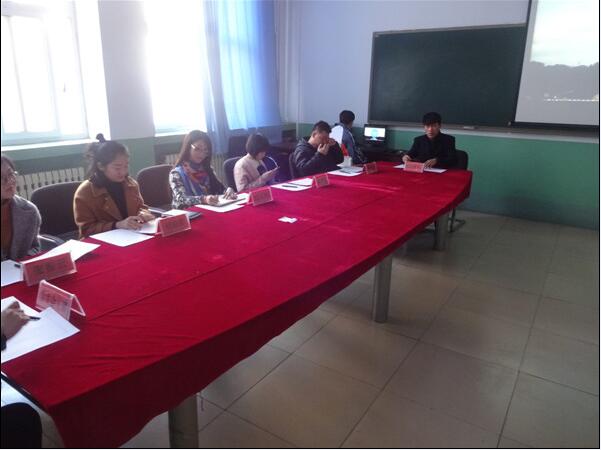 信息工程系举办“美在礼仪，爱在信息”礼仪选拔大赛