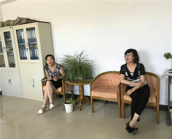 行政三党支部签订基层微腐败专项整治自查自纠承诺书