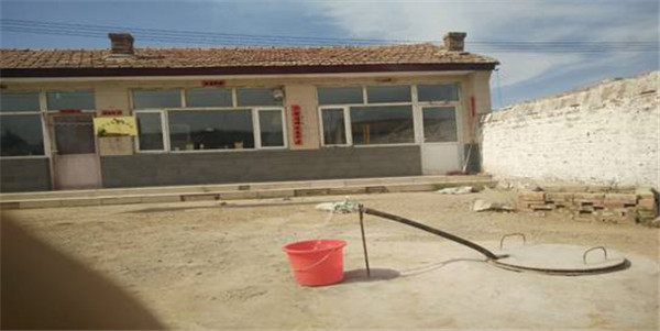 驻温北沟村工作队员吃水难问题得到解决