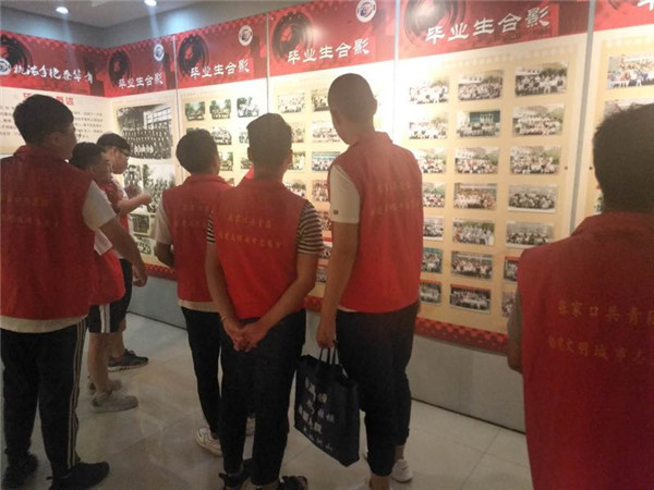 信息系、土木系开展迎七一“铭记校史，继往开来”主题团日活动