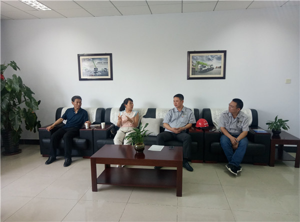 beat365官网相关部门赴北汽福田雷萨重型机械公司参观考察