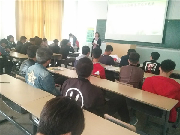 机械工程系举办征兵宣传主题教育活动