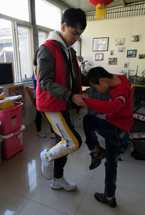 beat365官网志愿者团体积极开展志愿公益活动