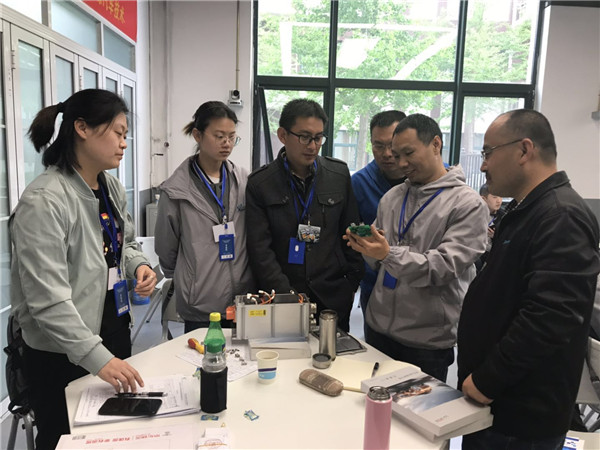 beat365官网师生多形式强化学习，提升自身素质