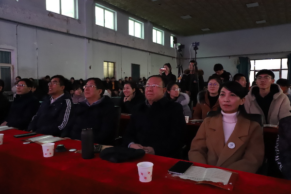 张家口市校园龙狮与武术联谊晚会在beat365官网举办