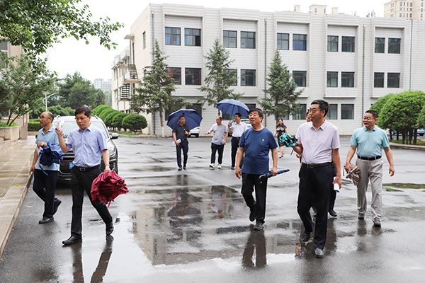 学院领导检查督导教学场所使用维护及规划改造情况