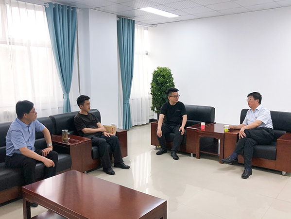 党委书记冯印涛会见领克汽车等到访企业负责人