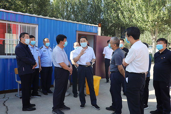 市委常委、副市长李春滨视察beat365官网开学准备工作