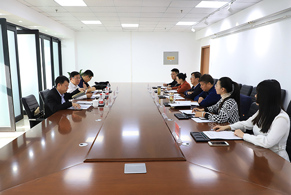 共青团河北省委副书记侯贵松到beat365官网调研