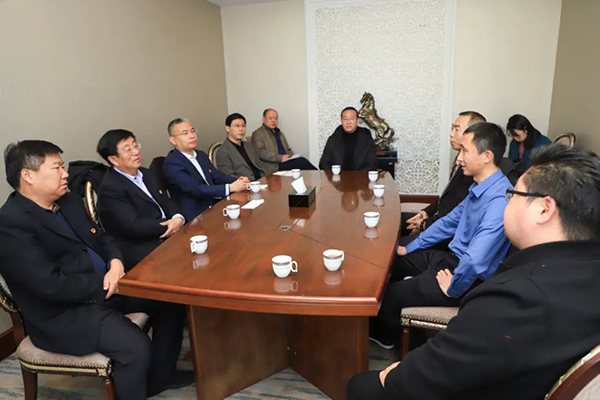 学院领导会见紫光集团相关负责人