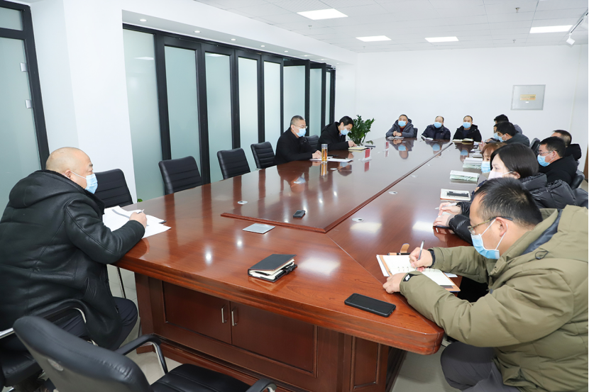 院长王立军主持召开疫情防控调度会