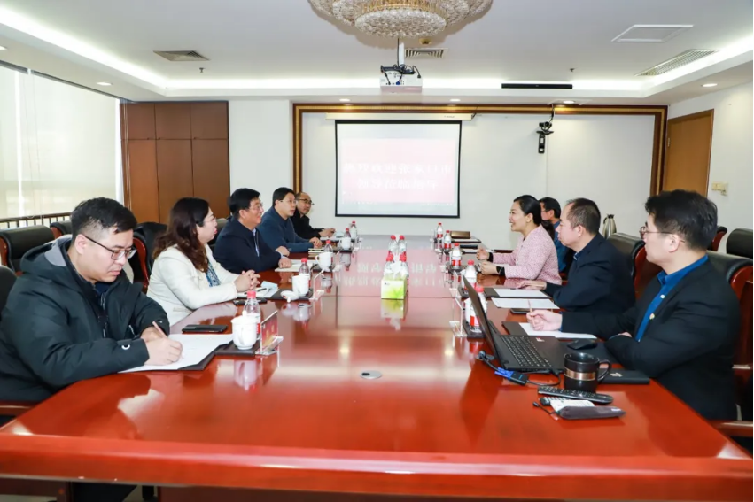 党委书记冯印涛率队赴北京相关企业考察