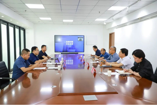 院长王立军会见腾讯云和智慧产业华北区总经理王传震一行