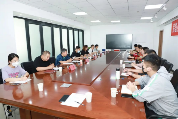 民盟beat365官方网站支部召开换届会议