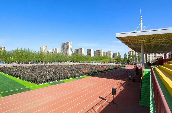 beat365官网举行2022级学生军训动员大会