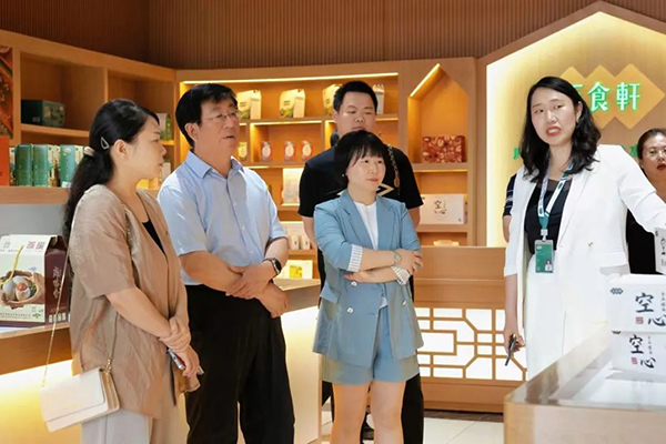 “访企拓岗”促就业 | 党委书记冯印涛率队赴苏州部分企业考察调研